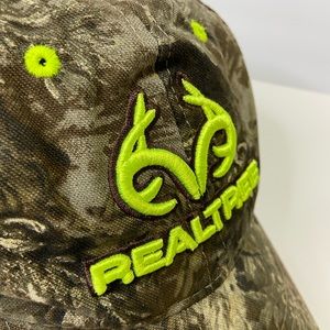 ReelTree Camo Cap Hat Adjustable Hook n Loop Fits Most Pre-owned Like New Deer
